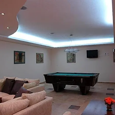 Winslow Elegance